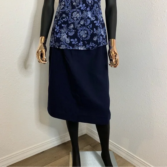 NWOT Flying Cross Elegant Navy Blue Women's Skirt - Picture 2 of 9